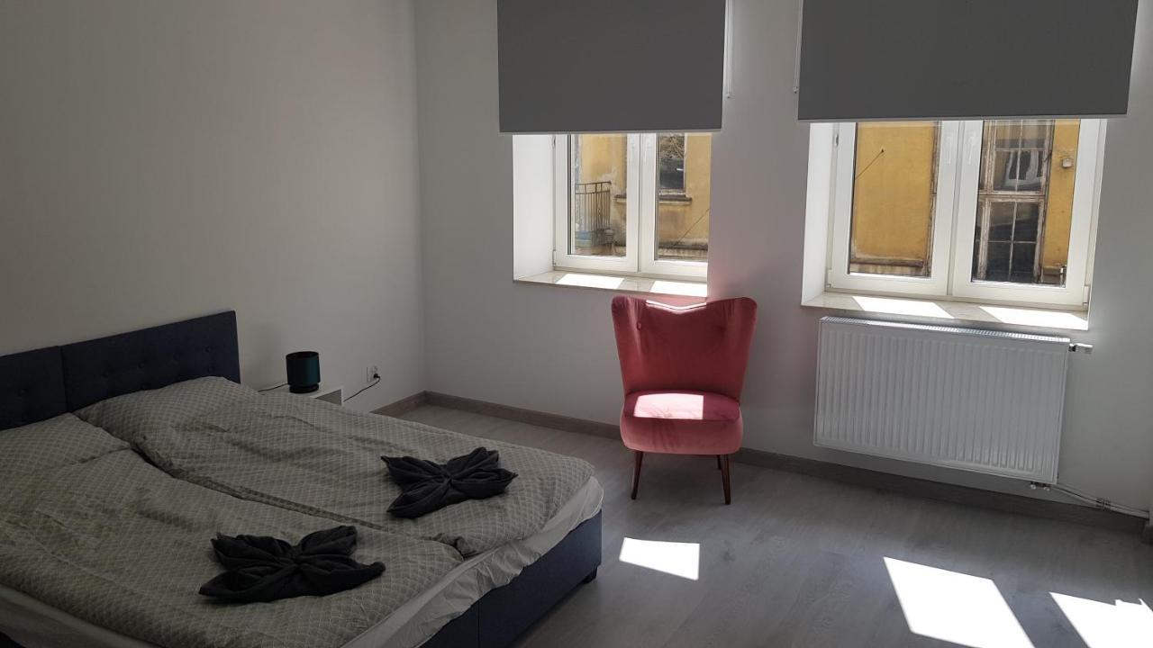 Apartamenty Centrum Plac Wolnosci Aparthotel เคียลเซ ภายนอก รูปภาพ