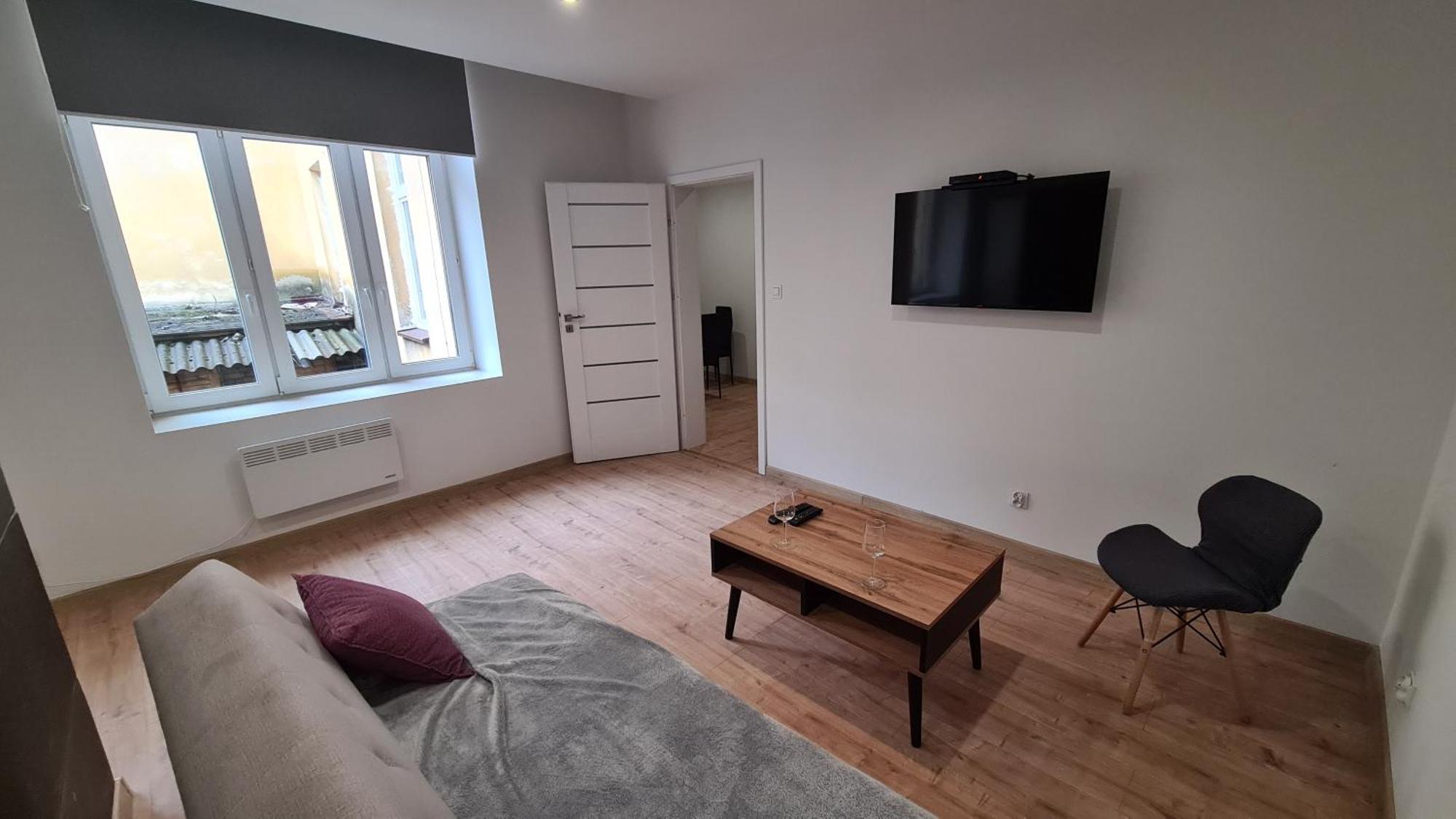 Apartamenty Centrum Plac Wolnosci Aparthotel เคียลเซ ภายนอก รูปภาพ